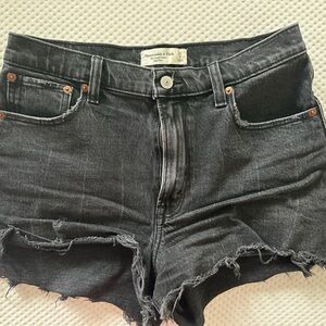 Abercrombie & Fitch The High Rise Rise Cutoff Short